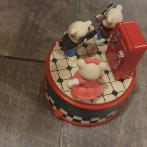 Vintage 1994 Coca-Cola Polar Bear Music Box - "Rock Around the Clock"!